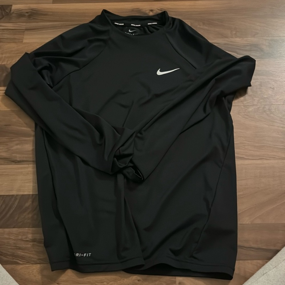 Nike long swim shirt black